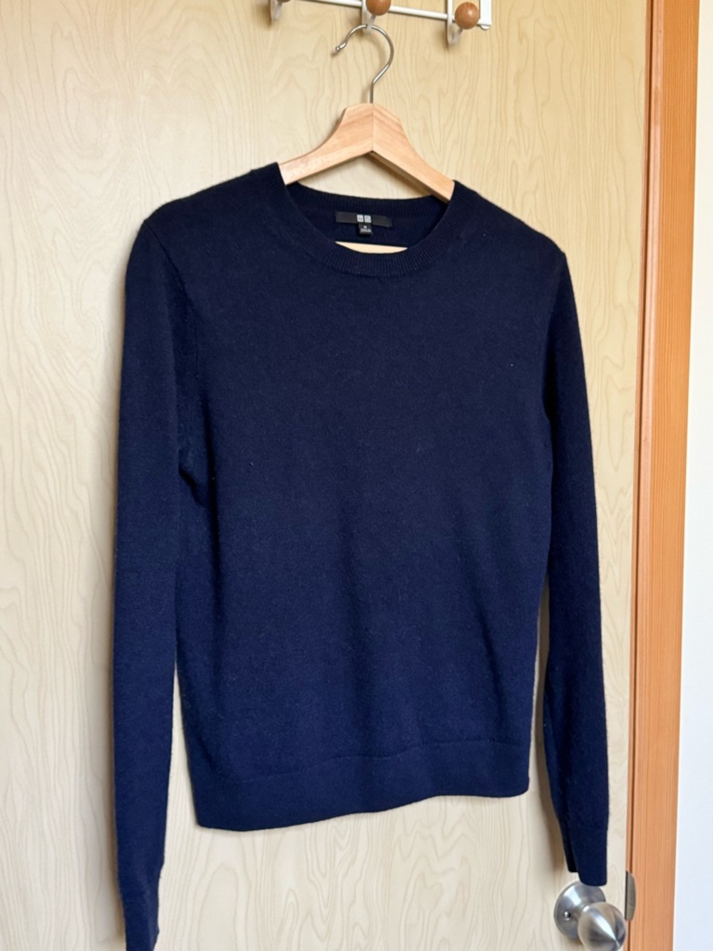 Uniqlo Cashmere Sweater